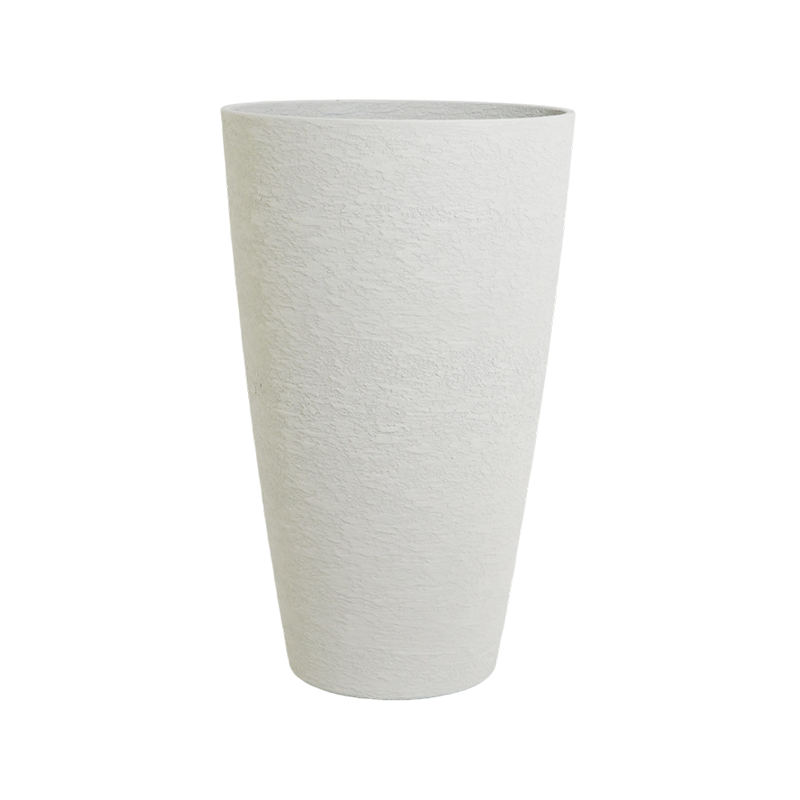石膏のような質感の丸い植木鉢